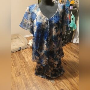 Elegant Blue Floral Dress